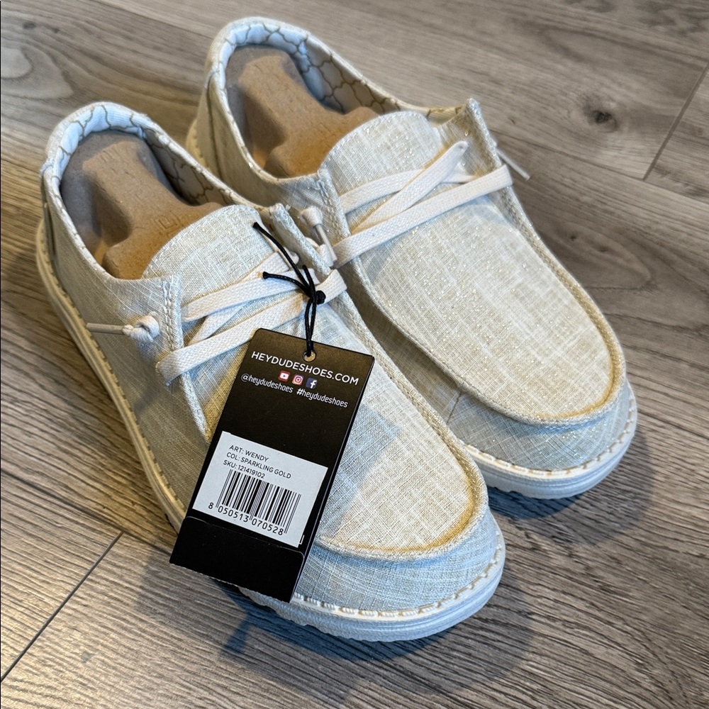 NWT Hey Dude Woman’s Cream Sparkle Shoes